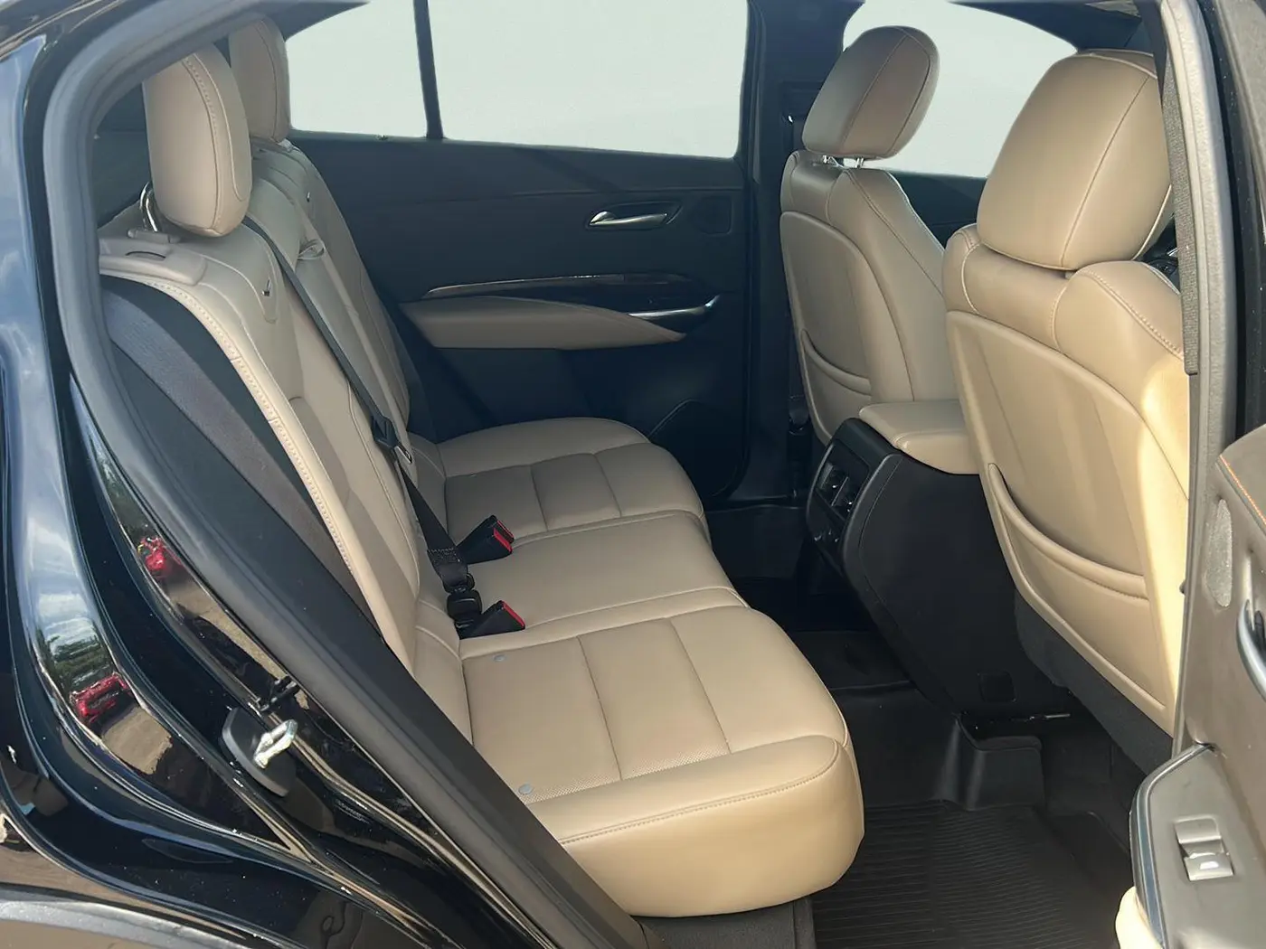 2024 Cadillac XT4 - $32,825