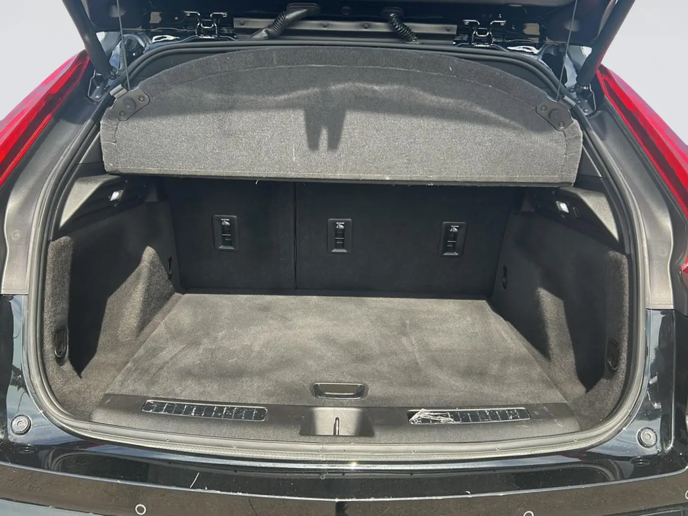 2024 Cadillac XT4 - $32,825