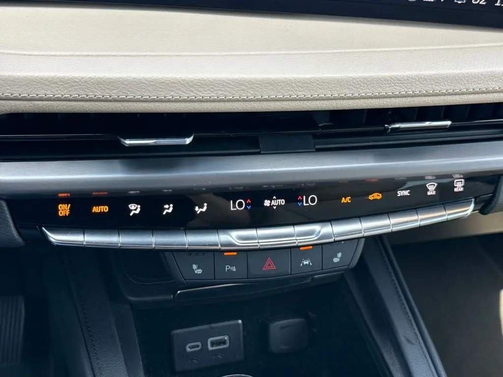2025 Cadillac XT4 - $29,900