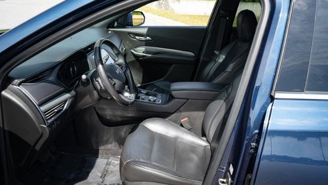 2019 Cadillac XT4 Premium Luxury