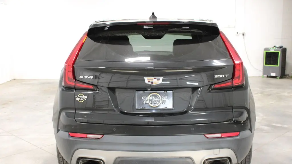 2020 Cadillac XT4 Premium Luxury