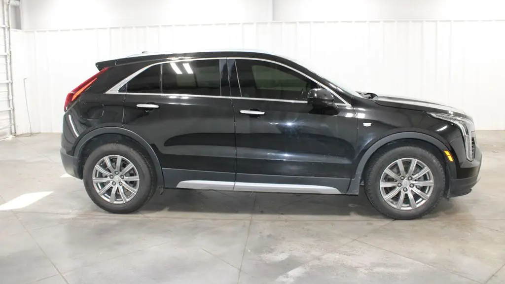 2020 Cadillac XT4 Premium Luxury