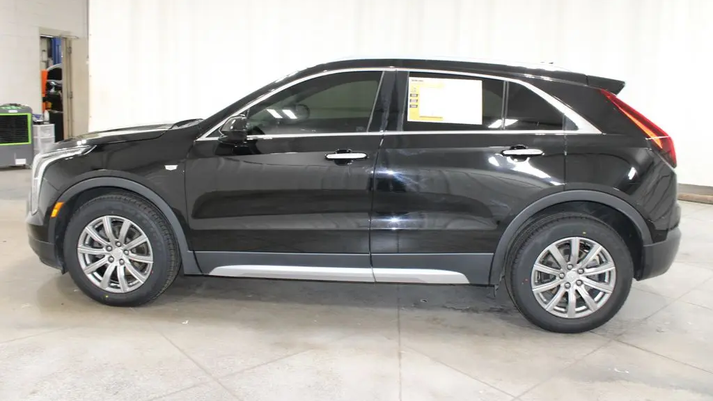 2020 Cadillac XT4 Premium Luxury