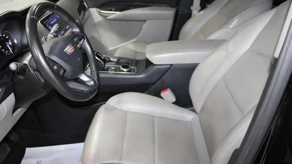 2020 Cadillac XT4 Premium Luxury