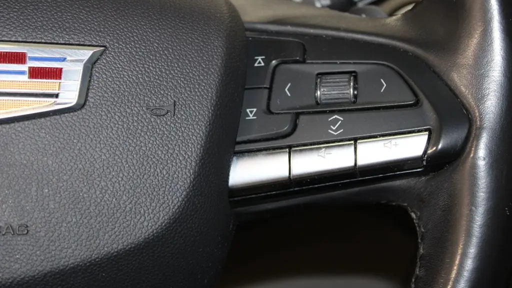2020 Cadillac XT4 Premium Luxury