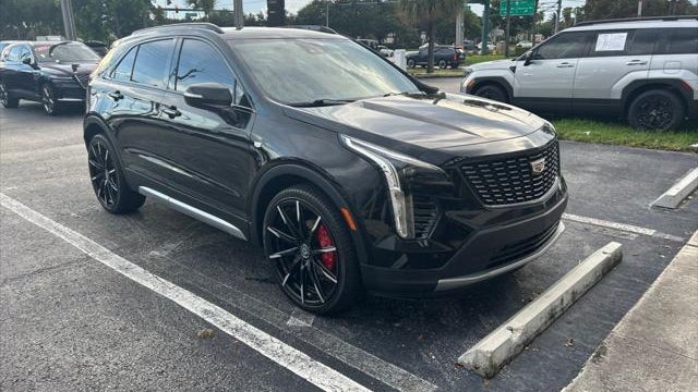 2021 Cadillac XT4 Premium Luxury