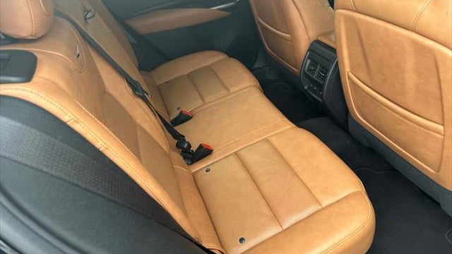 2021 Cadillac XT4 Premium Luxury