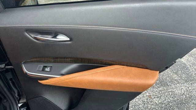 2021 Cadillac XT4 Premium Luxury