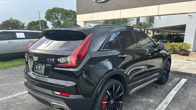 2021 Cadillac XT4 Premium Luxury