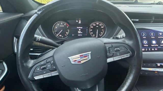 2021 Cadillac XT4 Premium Luxury