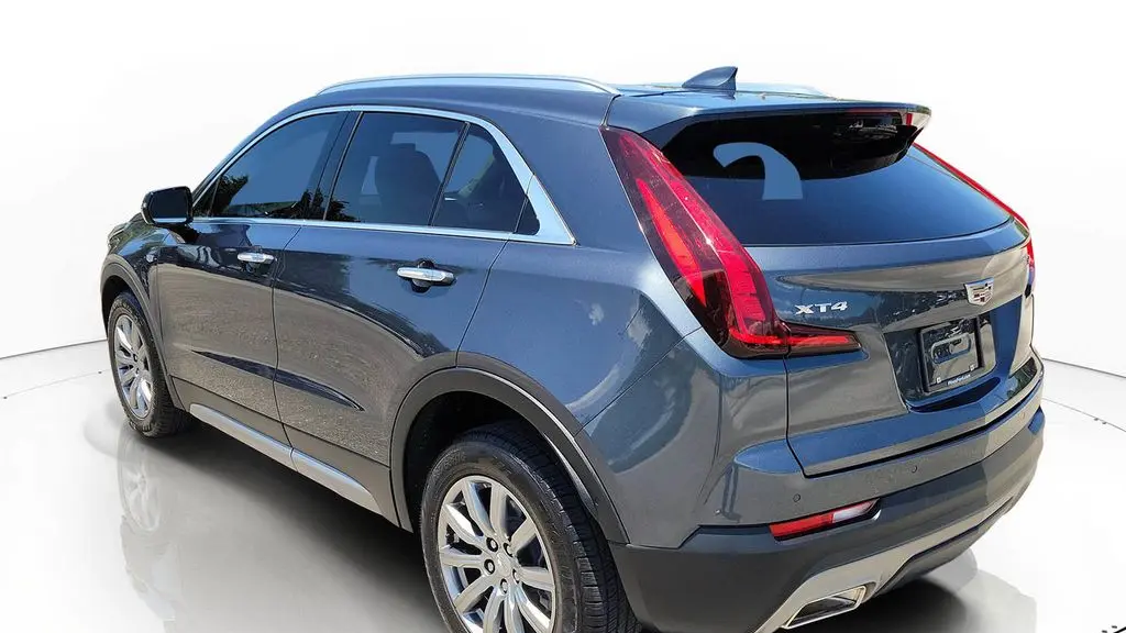 2021 Cadillac XT4 Premium Luxury