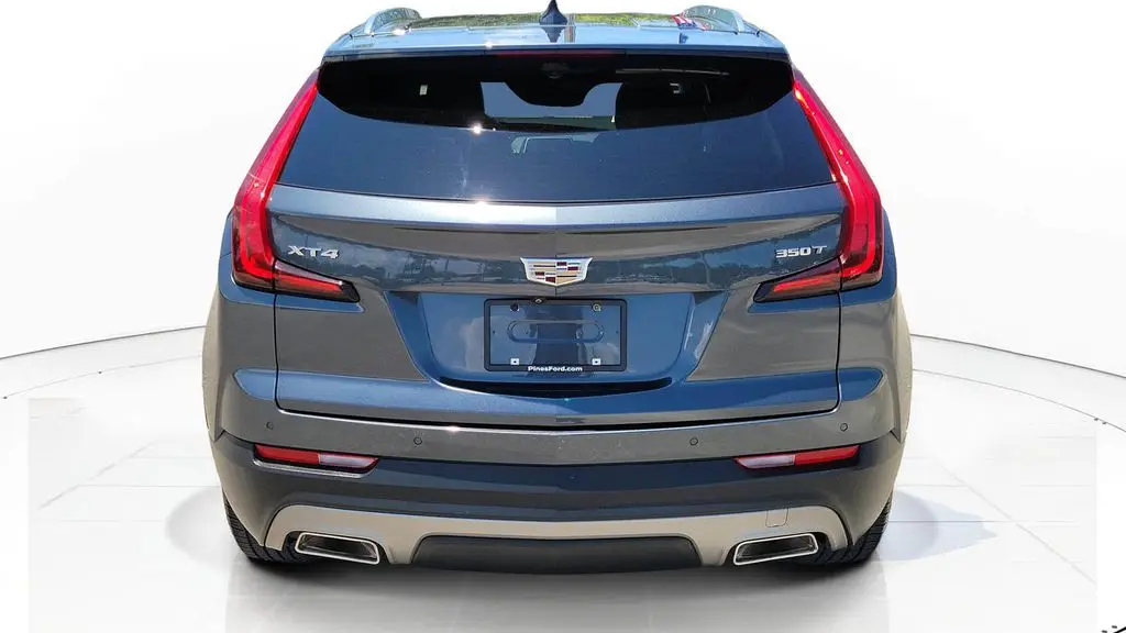 2021 Cadillac XT4 Premium Luxury