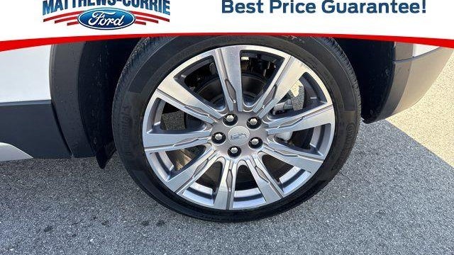 2021 Cadillac XT4 Premium Luxury