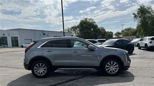 2023 Cadillac XT4 Premium Luxury