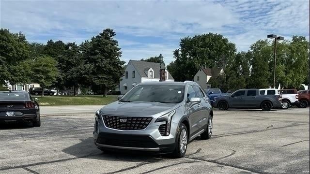 2023 Cadillac XT4 Premium Luxury