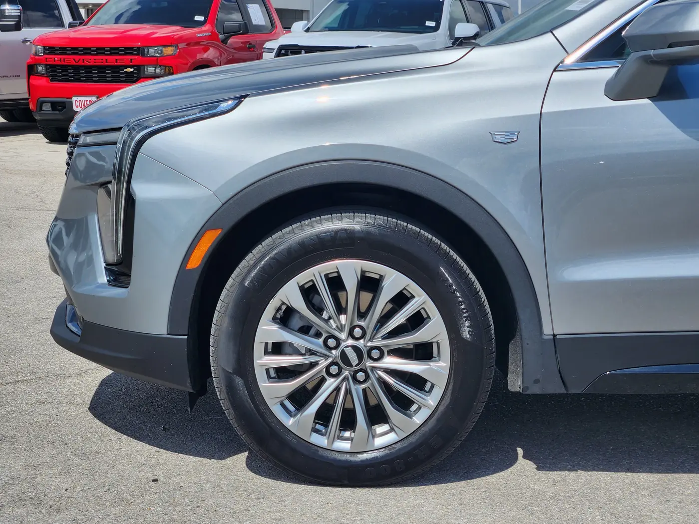 2024 Cadillac XT4 - $26,901
