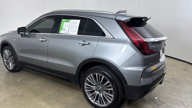 2025 Cadillac XT4 Premium Luxury