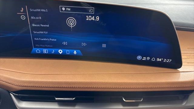 2025 Cadillac XT4 Premium Luxury