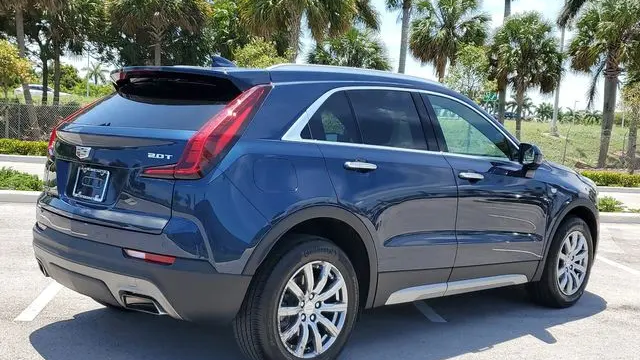 2019 Cadillac XT4 Premium Luxury