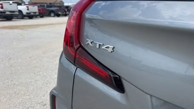 2025 Cadillac XT4 Premium Luxury