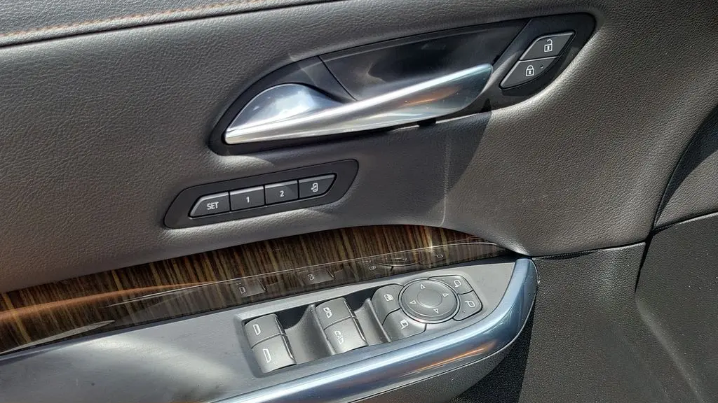 2021 Cadillac XT4 Premium Luxury