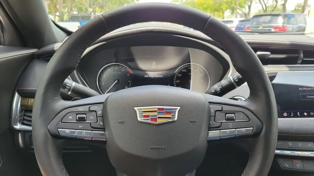 2021 Cadillac XT4 Premium Luxury