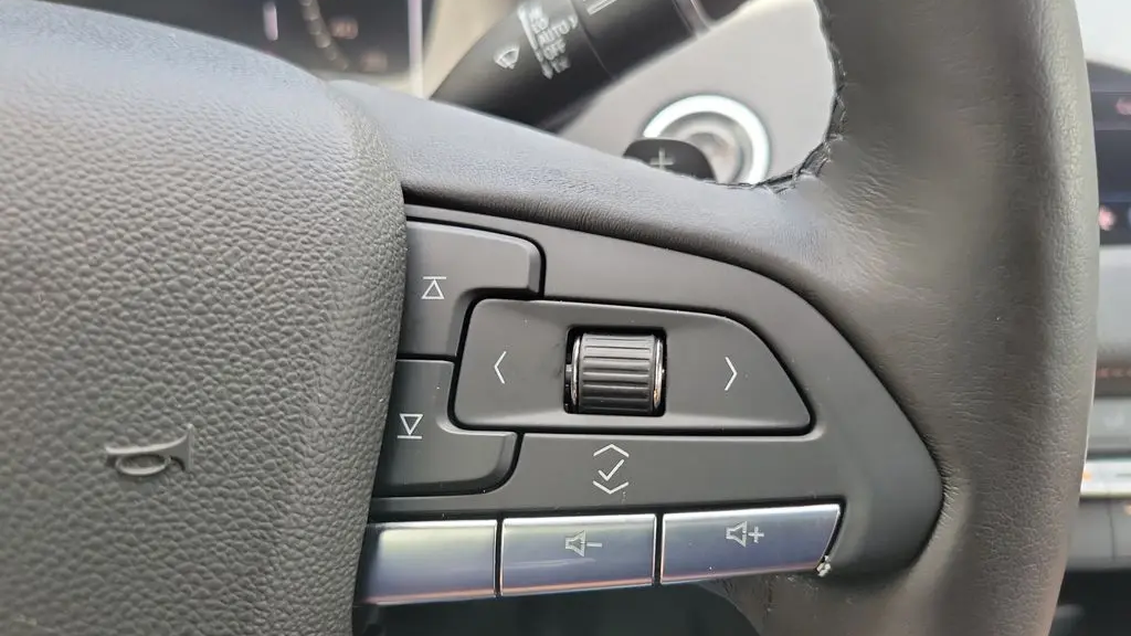 2021 Cadillac XT4 Premium Luxury