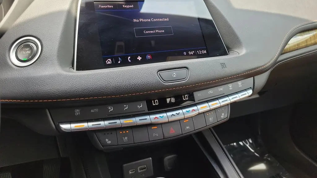 2021 Cadillac XT4 Premium Luxury
