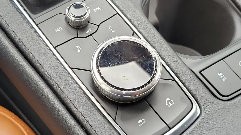 2021 Cadillac XT4 Premium Luxury