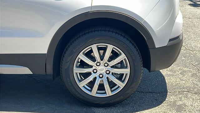 2022 Cadillac XT4 Premium Luxury