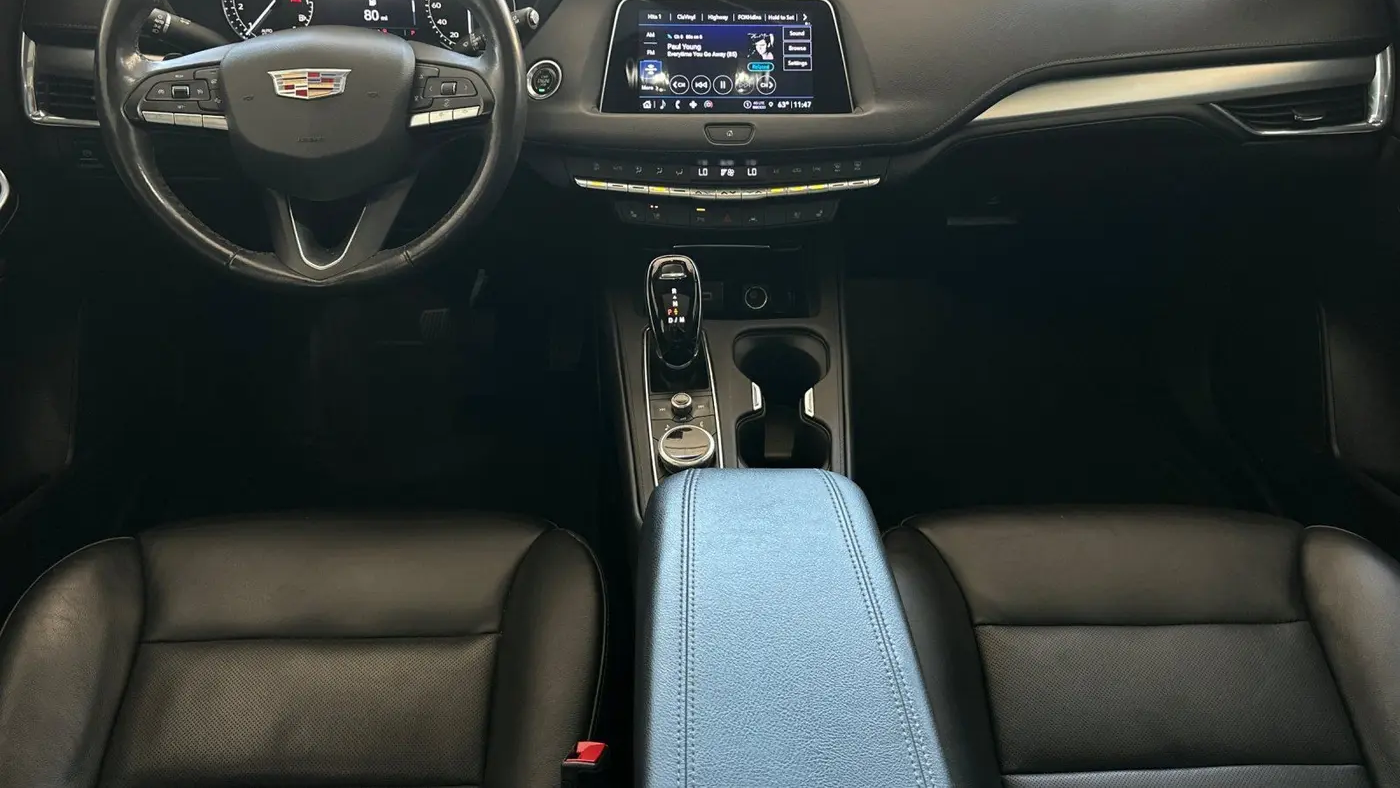 2023 Cadillac XT4 Premium Luxury