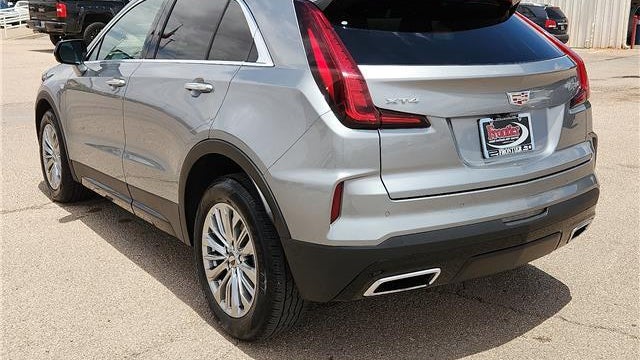 2024 Cadillac XT4 Premium Luxury