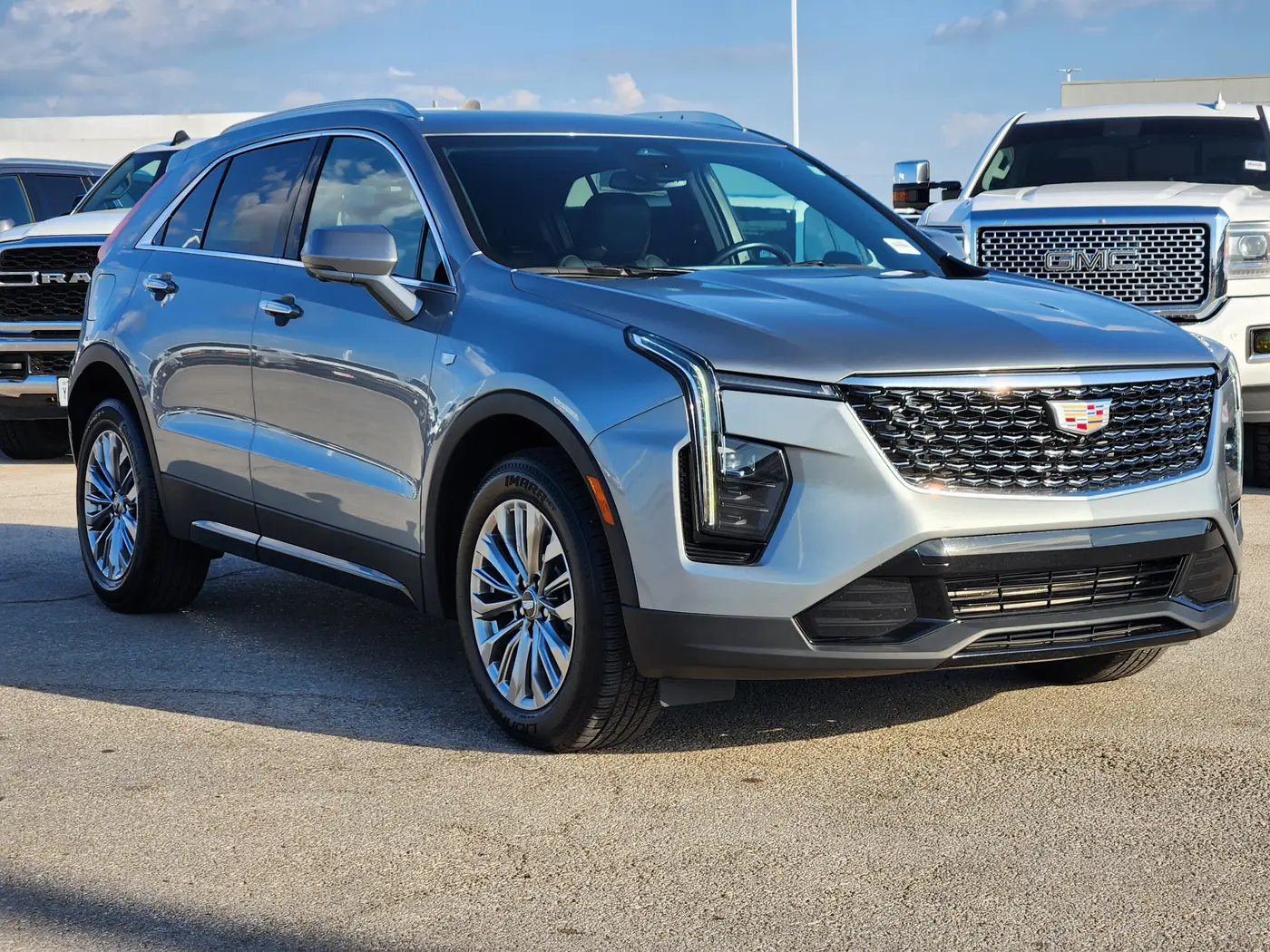 2025 Cadillac XT4 - $32,607