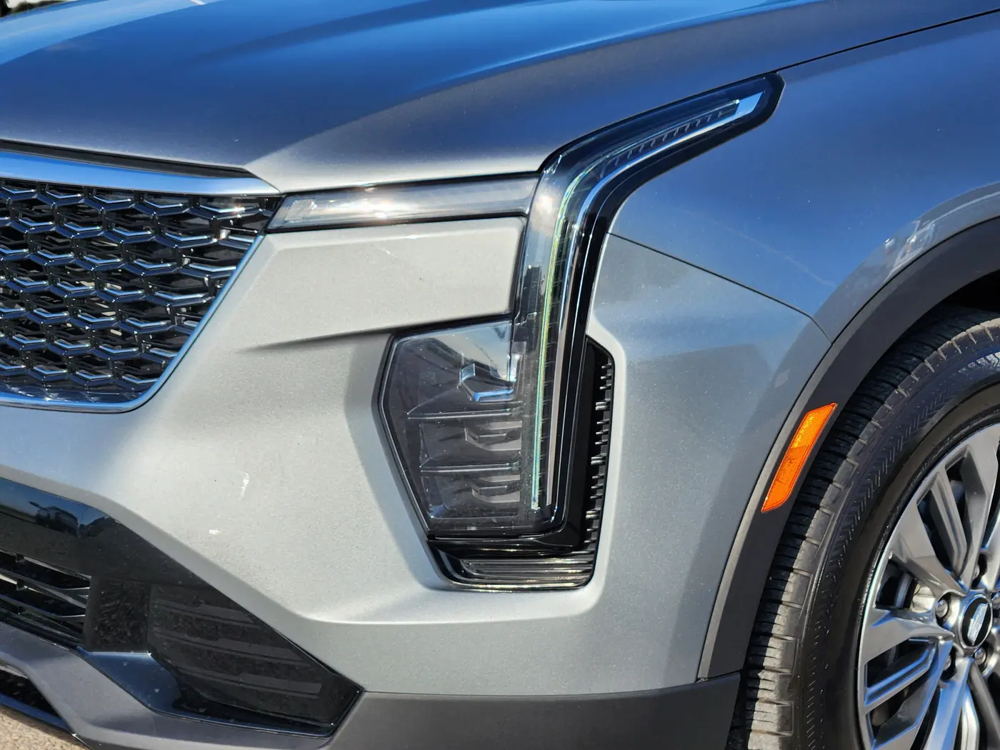 2025 Cadillac XT4 - $32,607
