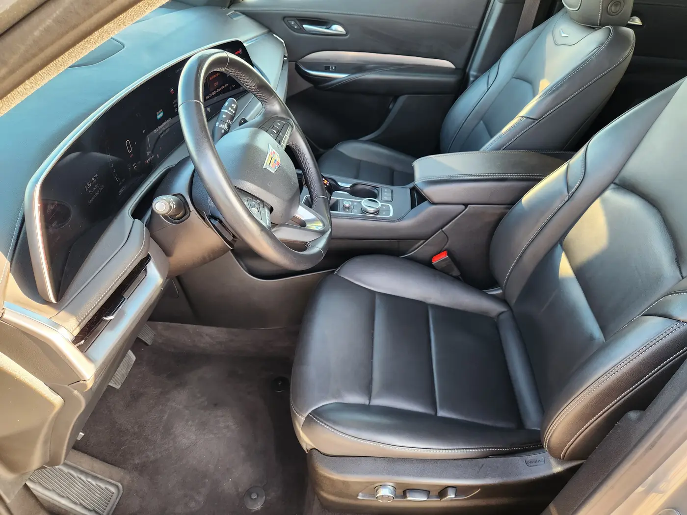 2025 Cadillac XT4 - $32,607