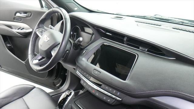 2020 Cadillac XT4 Premium Luxury
