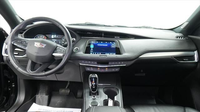 2020 Cadillac XT4 Premium Luxury