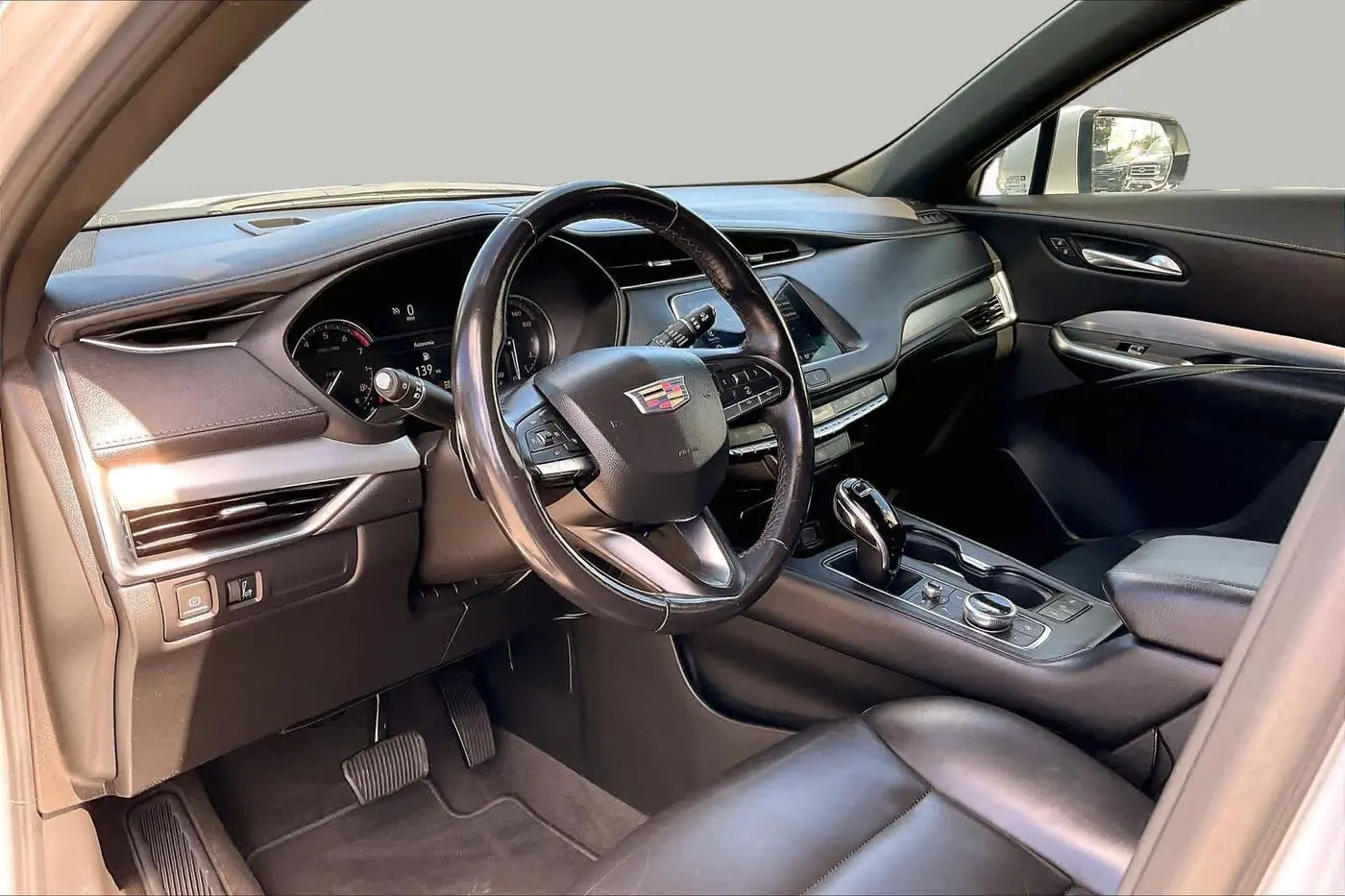 2022 Cadillac XT4 - $21,058