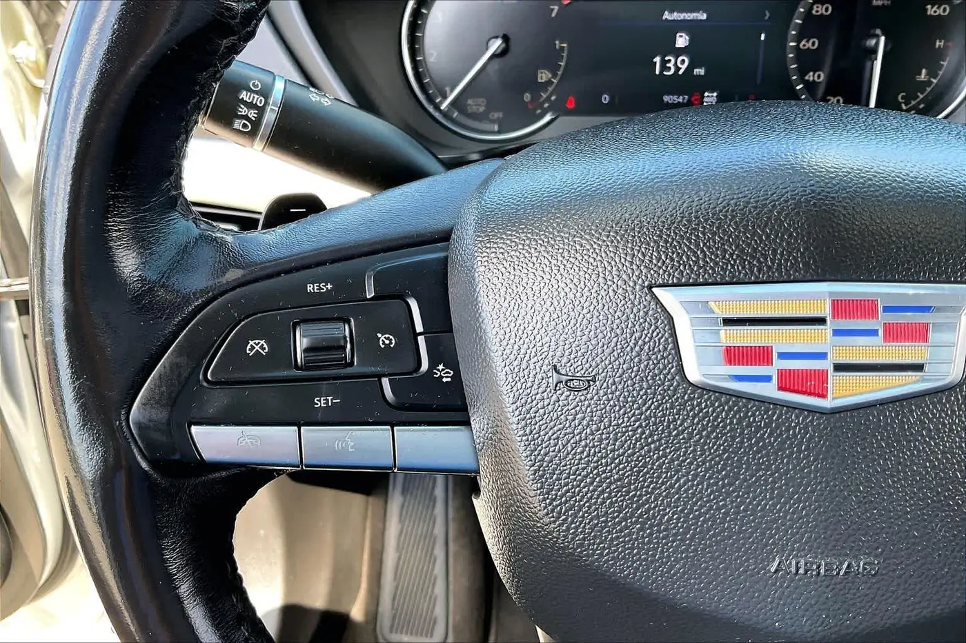 2022 Cadillac XT4 - $21,058