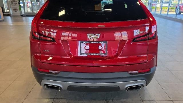 2023 Cadillac XT4 Premium Luxury