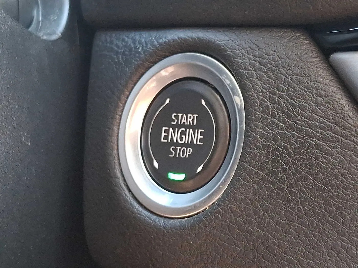 2025 Cadillac XT4 - $35,995