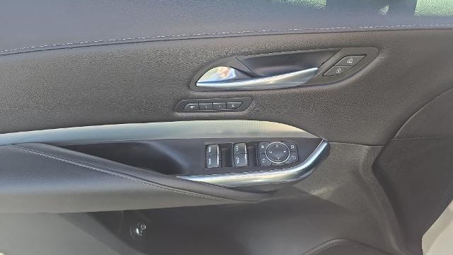 2022 Cadillac XT4 Premium Luxury