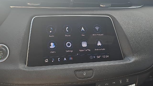 2022 Cadillac XT4 Premium Luxury