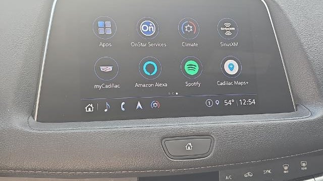 2022 Cadillac XT4 Premium Luxury