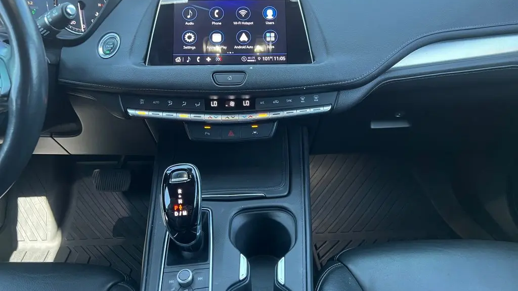 2023 Cadillac XT4 Premium Luxury