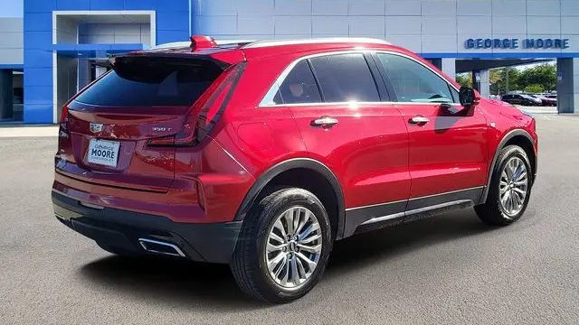 2024 Cadillac XT4 Premium Luxury
