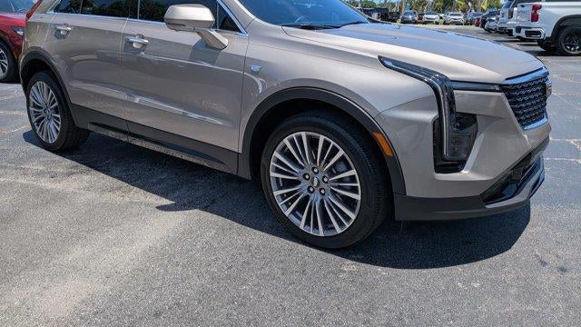 2024 Cadillac XT4 Premium Luxury