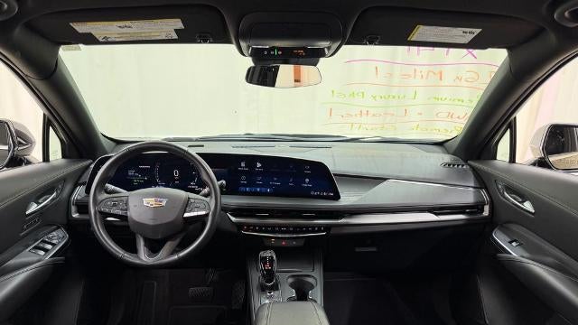 2025 Cadillac XT4 Premium Luxury