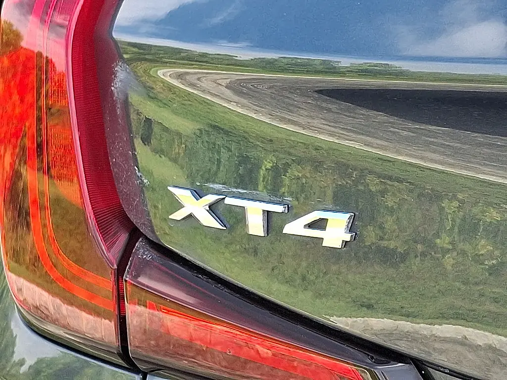 2019 Cadillac XT4 - $18,995