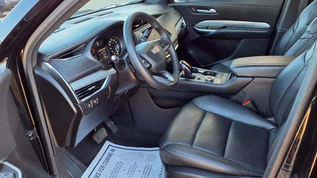 2023 Cadillac XT4 Premium Luxury